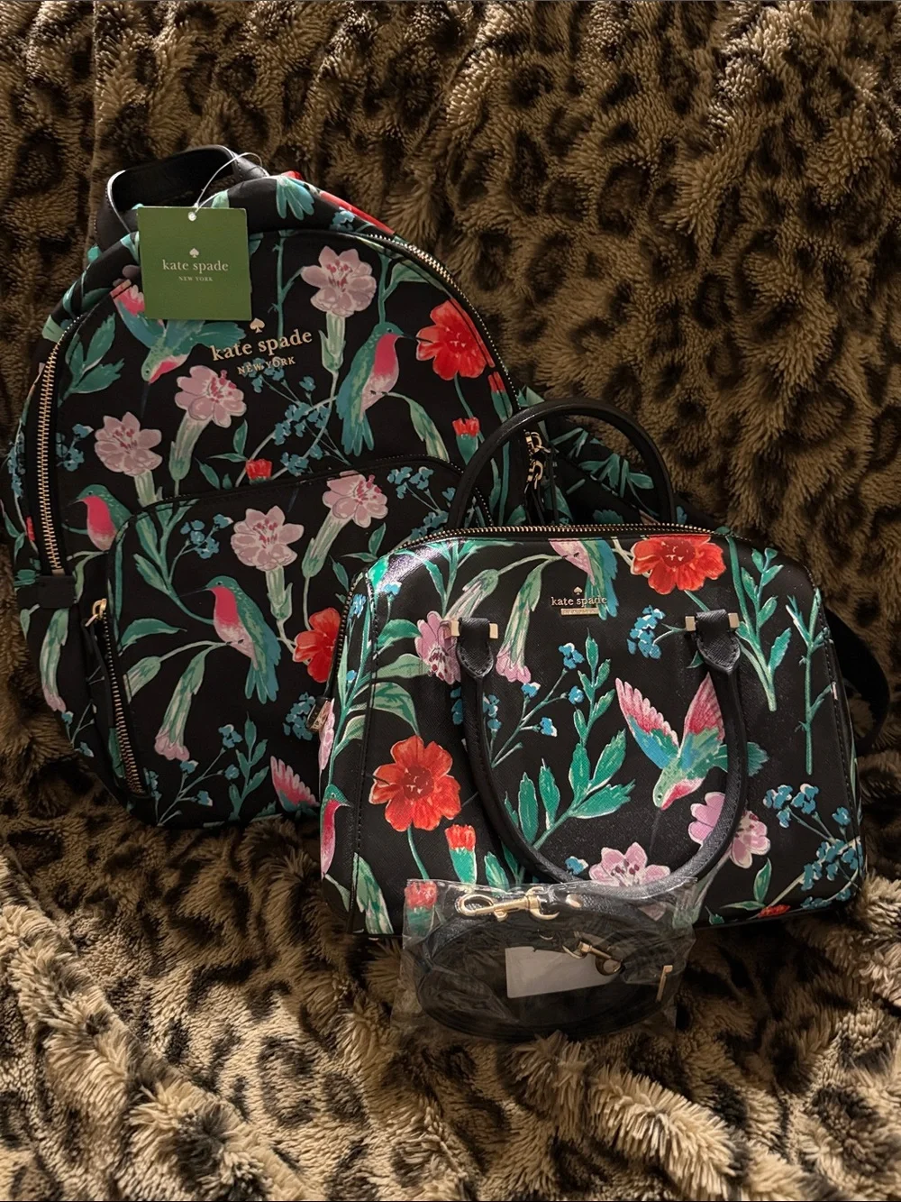 🦜🌺Kate Spade Black Floral Women's Satchel bag & matching backpack